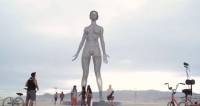Власти Вашингтона запретили установку 14-ти метровой статуи обнажённой женщины в столице США. (Видео) 0