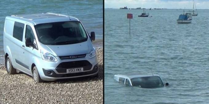 Британского автовладельца, припарковавшего свой фургон на пляже, ждал большой «сюрприз». (Видео)