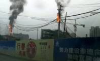 Китайский электрик чудом выжил, получив мощнейший разряд электрического тока. (Видео) 0