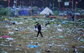 Самый грязный музыкальный фестиваль в мире Гластонбери - 2017 (Видео) 29