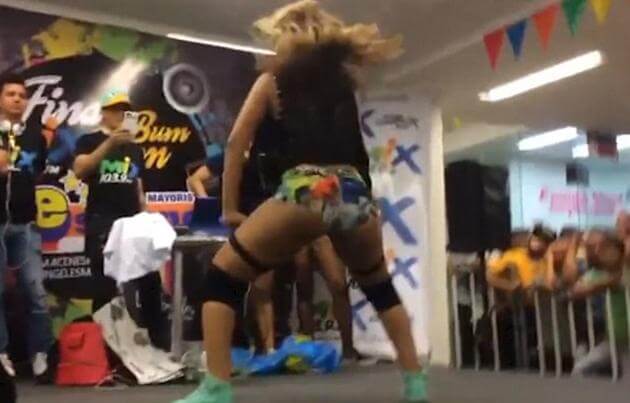 Беременная танцовщица выиграла конкурс «Mix Bum Bum» в Колумбии. (Видео)