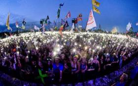 Самый грязный музыкальный фестиваль в мире Гластонбери - 2017 (Видео) 26
