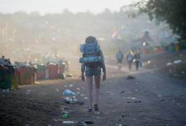 Самый грязный музыкальный фестиваль в мире Гластонбери - 2017 (Видео) 19
