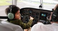 Семилетний школьник стал самым молодым лётчиком в Британии 2