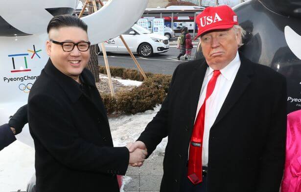 «Ким Чен Ын» и «Дональд Трамп» пожали друг другу руки на Олимпиаде в Южной Корее.