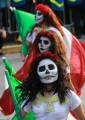 Тысячи мексиканцев приняли участие в параде, посвящённом дню мёртвых в Мехико. (Видео) 29