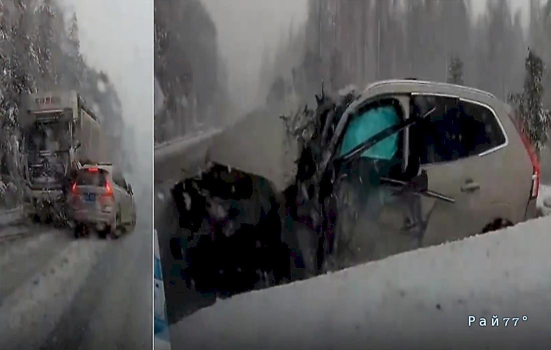Автоледи уступила дорогу нарушителю ПДД и угодила в ДТП : видео