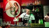 Реклама коктейля под названием «Новичок» в баре Волгограда, вызвала «смешанные» чувства у британцев 5