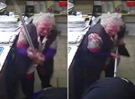 Боевая бабуля с костылём оказала сопротивление налётчику в английском магазине