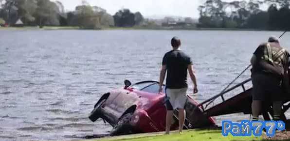 Новозеландская пара утопила свой автомобиль в озере во время уроков вождения. (Видео)