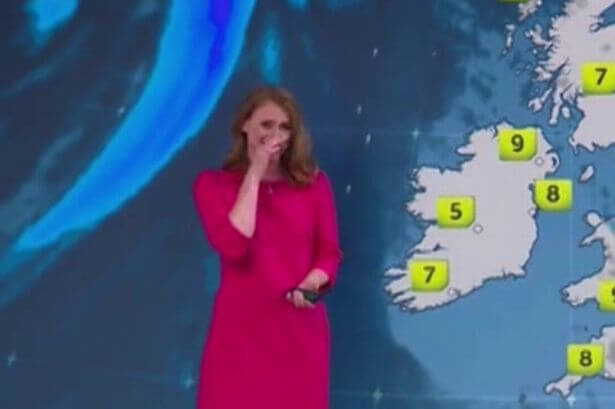 Ведущая прогноза погоды не смогла остановить приступы смеха во время выпуска новостей. (Видео)