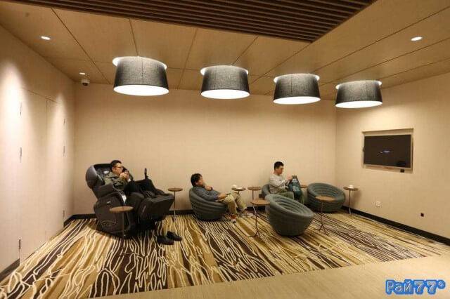 Комната отдыха для мужей появилась в шанхайском торговом комплексе