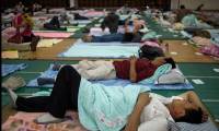 Двести китайских родителей ночуют в спортзале института, ради образования своих детей 4