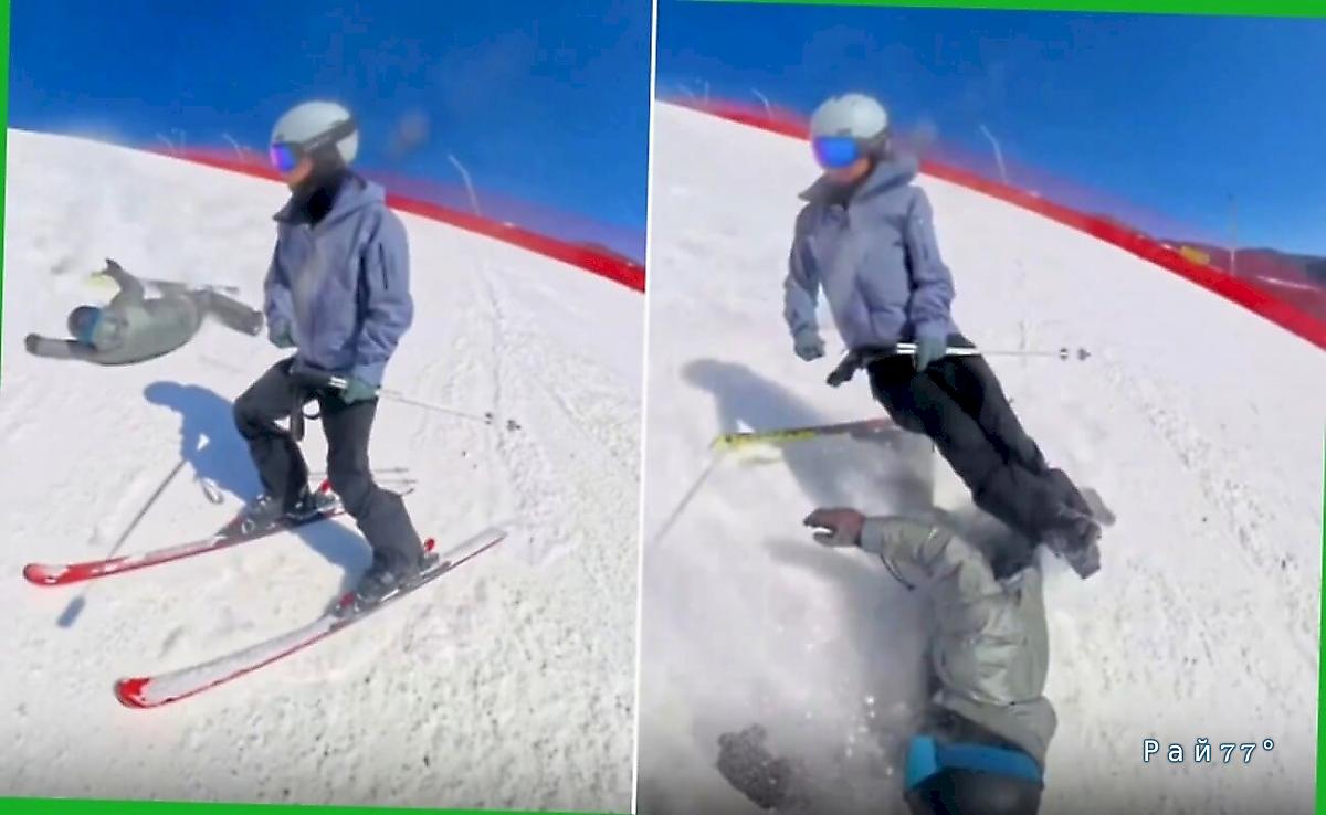 Молниеносное столкновение лыжников попало на видео на заснеженном спуске ▶️