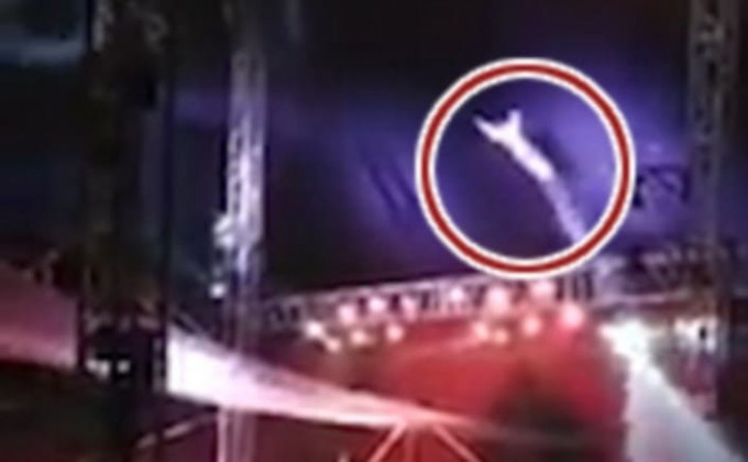 Акробат приземлился в зрительном зале, после неудачного трюка в чилийском цирке (Видео)