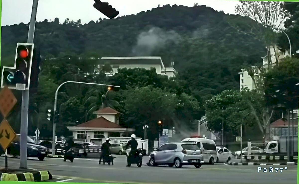 По вине кортежа сопровождения легковушка протаранила машину скорой помощи ▶️ По вине кортежа сопровождения легковушка протаранила машину скорой помощи ▶️