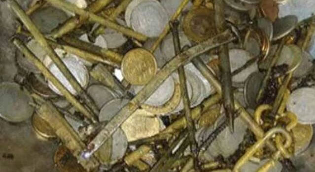 Человек копилка: индийские хирурги извлекли из желудка мужчины 263 монеты и 100 гвоздей