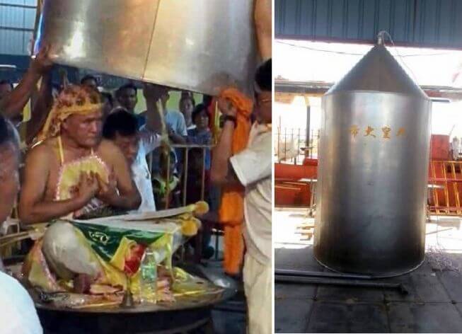 68-летний монах умер во время ритуала очищения в храме Малайзии. (Видео)