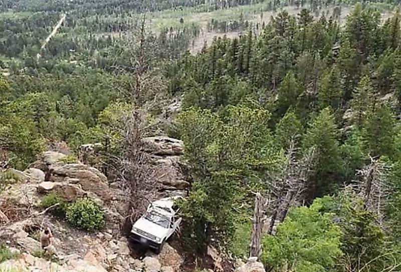 Автомобиль «сбежал» от рассеянного водителя в Колорадо ▶