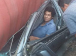 Водитель чудом уцелел, когда контейнер расплющил его автомобиль в Гондурасе 3