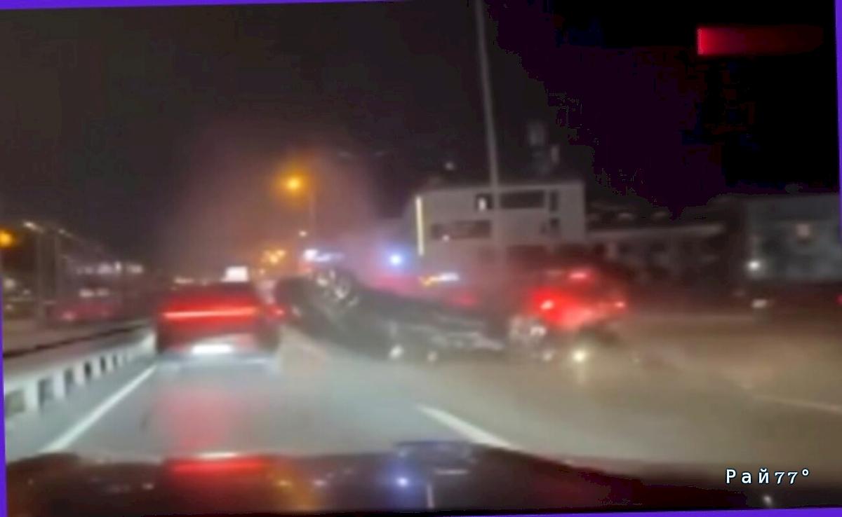 Водитель электрокара пережил сокрушительное ДТП и скрылся с места инцидента ▶️