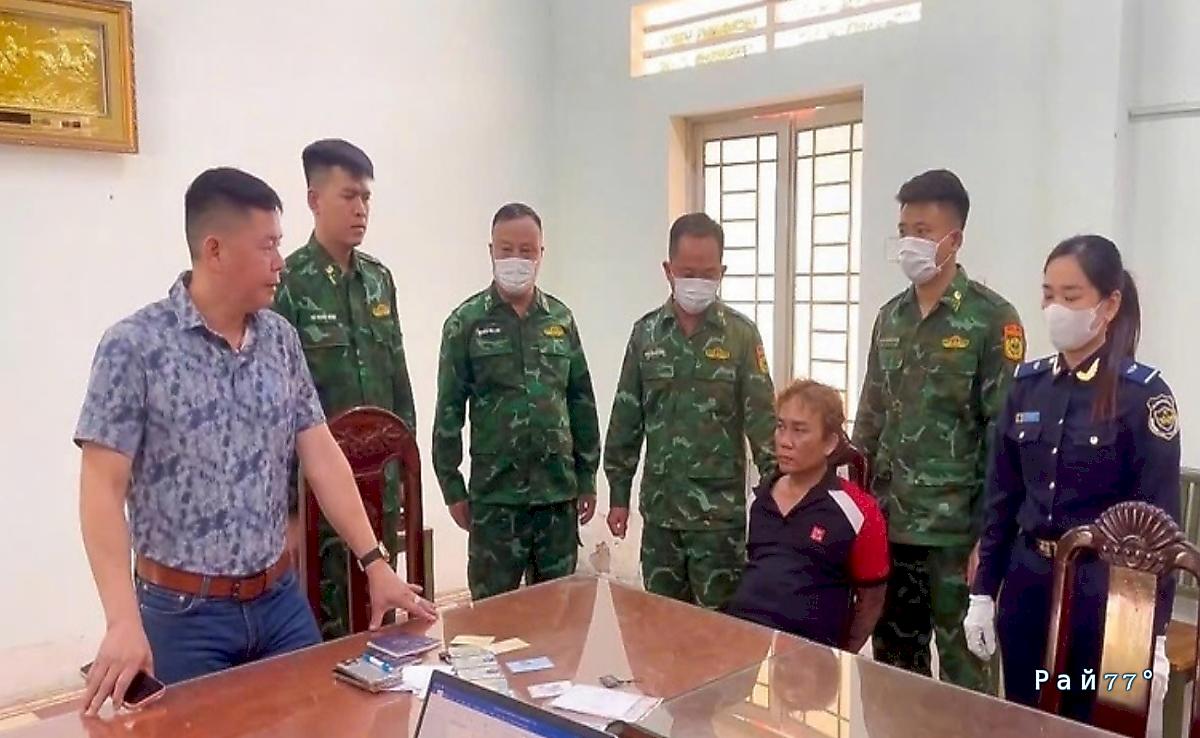 Мститель на автомобиле протаранил нескольких своих недоброжелателей ▶️