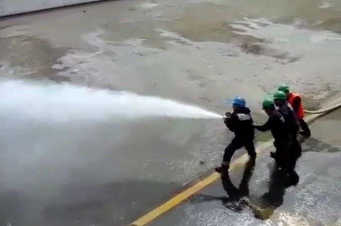 Тренировка пожарных закончилась полным провалом в Перу (Видео)