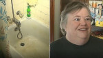 Американка, застрявшая в своей ванной, 5 дней принимала водные процедуры