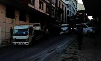 Съехавший кран искорёжил 23 автомобиля в Турции 6