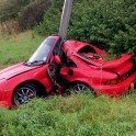 Водитель чудом выжил после того, как его автомобиль «намотался» на столб