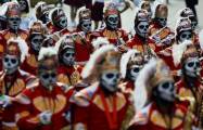 Тысячи мексиканцев приняли участие в параде, посвящённом дню мёртвых в Мехико. (Видео) 2