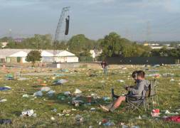 Самый грязный музыкальный фестиваль в мире Гластонбери - 2017 (Видео) 13