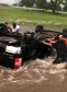 Драматический момент спасения детей из тонущего автомобиля был снят на камеру в Техасе 1