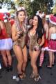 Тысячи разнополых «Санта - Клаусов» вышли на улицы Вуллонгонга, Лондона и Нью - Йорка + зомби вечеринка в Австралии (Видео) 7