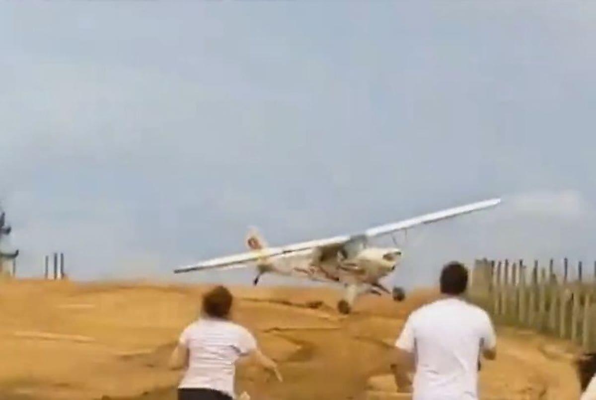 Легкомоторный самолёт развалился, врезавшись в забор в Бразилии