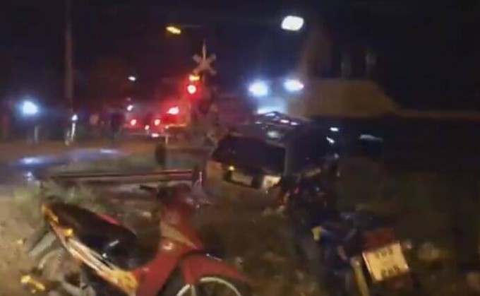Пьяный автовладелец крайне неудачно «припарковал» своё транспортное средство в Тайланде (Видео)