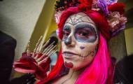 Тысячи мексиканцев приняли участие в параде, посвящённом дню мёртвых в Мехико. (Видео) 22