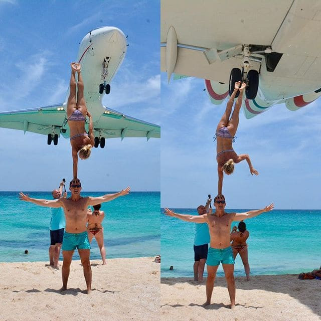 Туристы запечатлелись на фоне приземляющегося самолёта на острове Святого Мартина