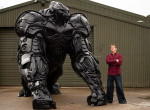Британский скульптор создал «гориллу апокалипсиса» из отходов автомобильной промышленности 5
