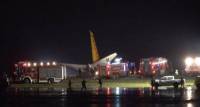 Самолёт со 162-мя пассажирами на борту чуть не упал с обрыва в Турции (Видео) 2
