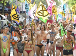 Активисты «восстания вымирающих» устроили полуголое шествие по улицам Мельбурна ▶ 5