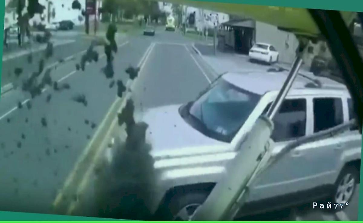 Пьяный автомобилист, угодивший на своей легковушке под цементовоз, отсудил 500000$ у стройкомпании Пьяный автомобилист, угодивший на своей легковушке под цементовоз, отсудил 500000$ у стройкомпании
