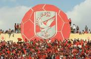 Египетский футбольный клуб отменил тренировку из за огромного количества болельщиков, пришедших на стадион. (Видео) 3