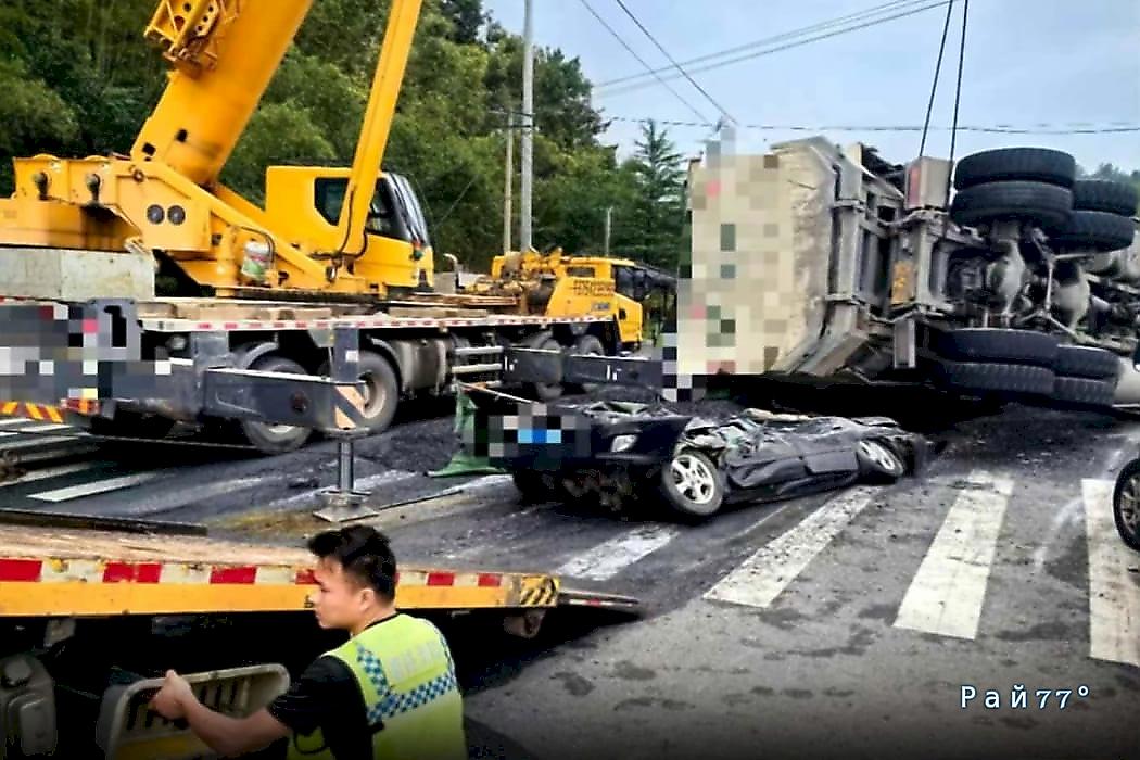 Водитель легковушки допустил ошибку, стóящую ему жизни