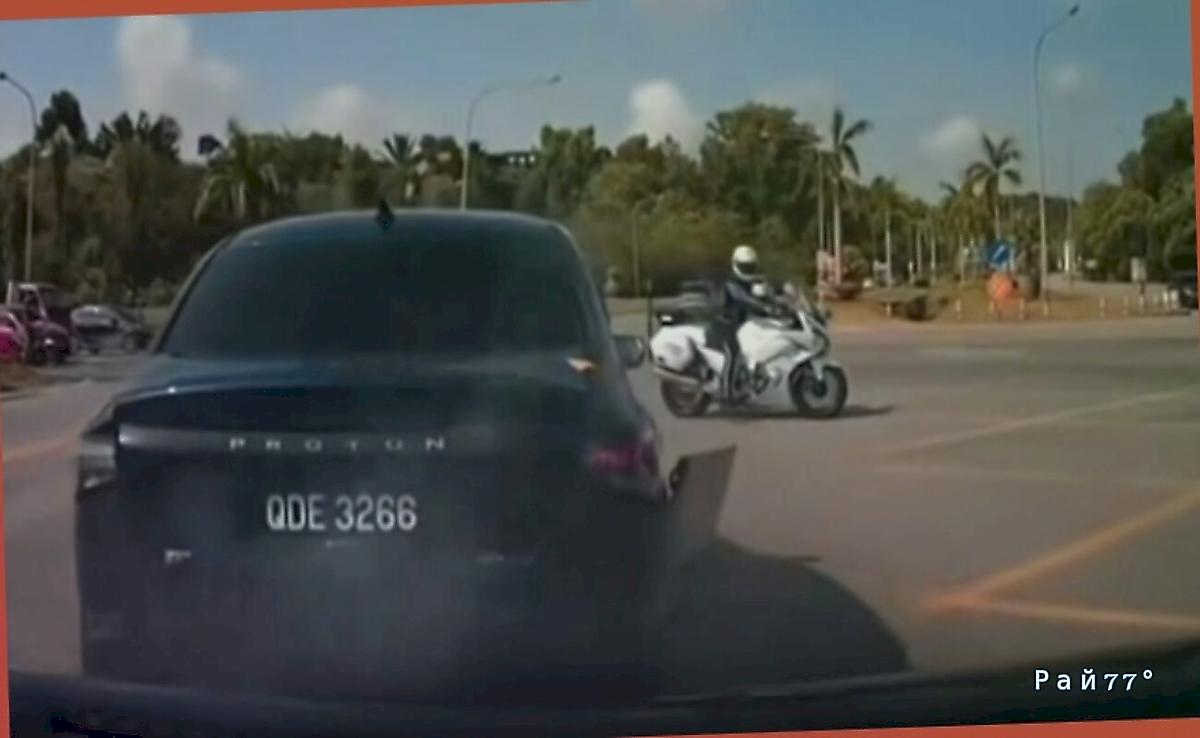 Водитель легковушки разбил своё авто по вине регулировщика на мотоцикле ▶️