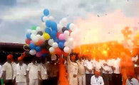 Взрыв шаров с азотом омрачил праздник в Индии ▶