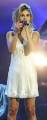 Селена Гомес с разбитым лбом и коленями спела под фонограмму на церемонии вручения премий American Music Awards (Видео) 3
