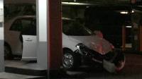 Романтическая встреча в салоне автомобиля закончилась падением с 14-ти метровой высоты парковки в Новой Зеландии. (Видео) 4
