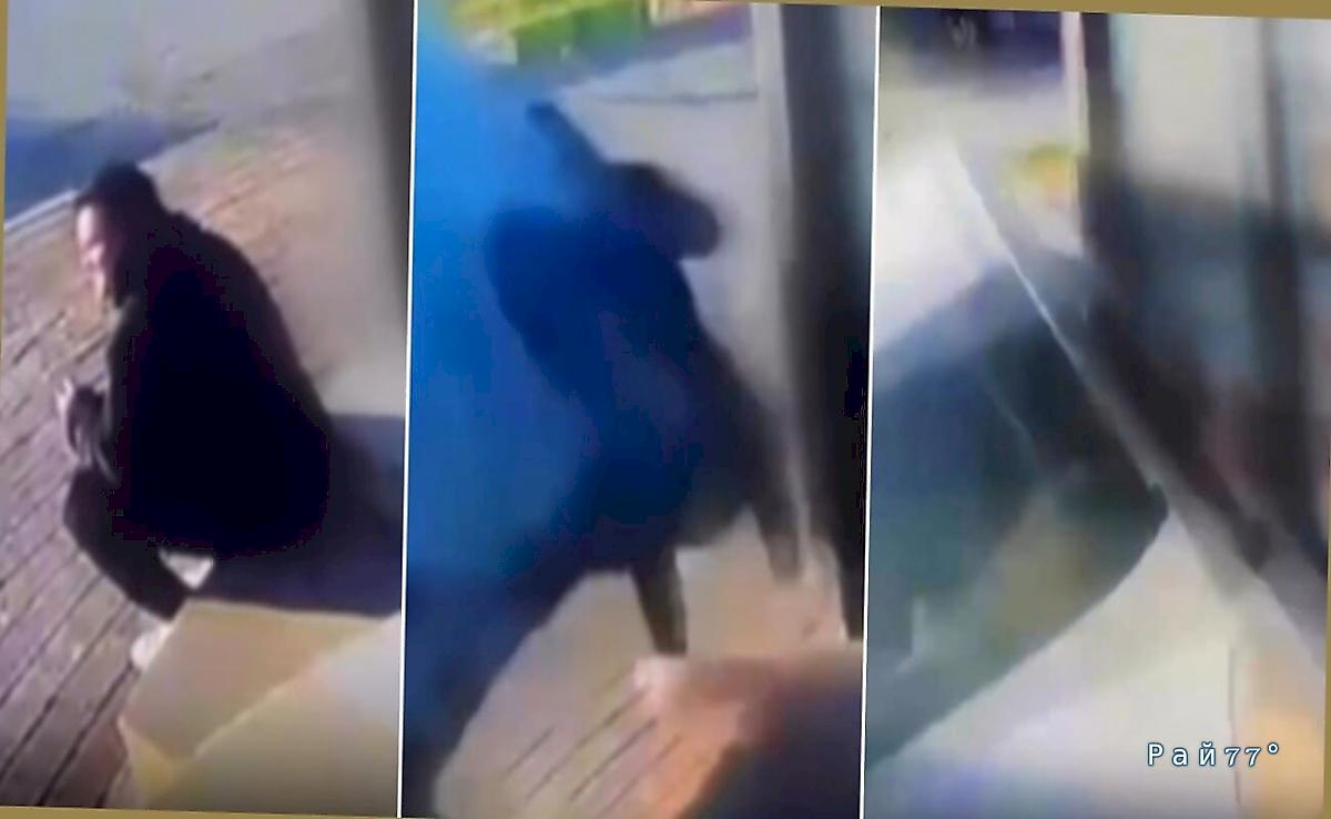 Работник супермаркета едва не угодил под колёса автомобиля в Турции ▶️