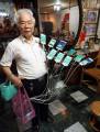 70-летний фанат Pokemon Gо проживает в Тайване (Видео) 2